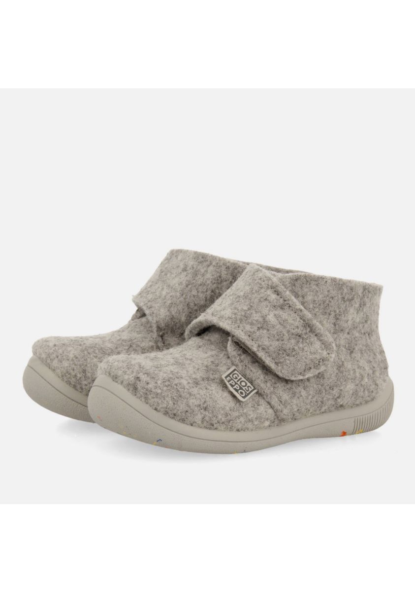 Warm and Cozy Gray High-Top House Slippers for Kids with Adjustable Closure