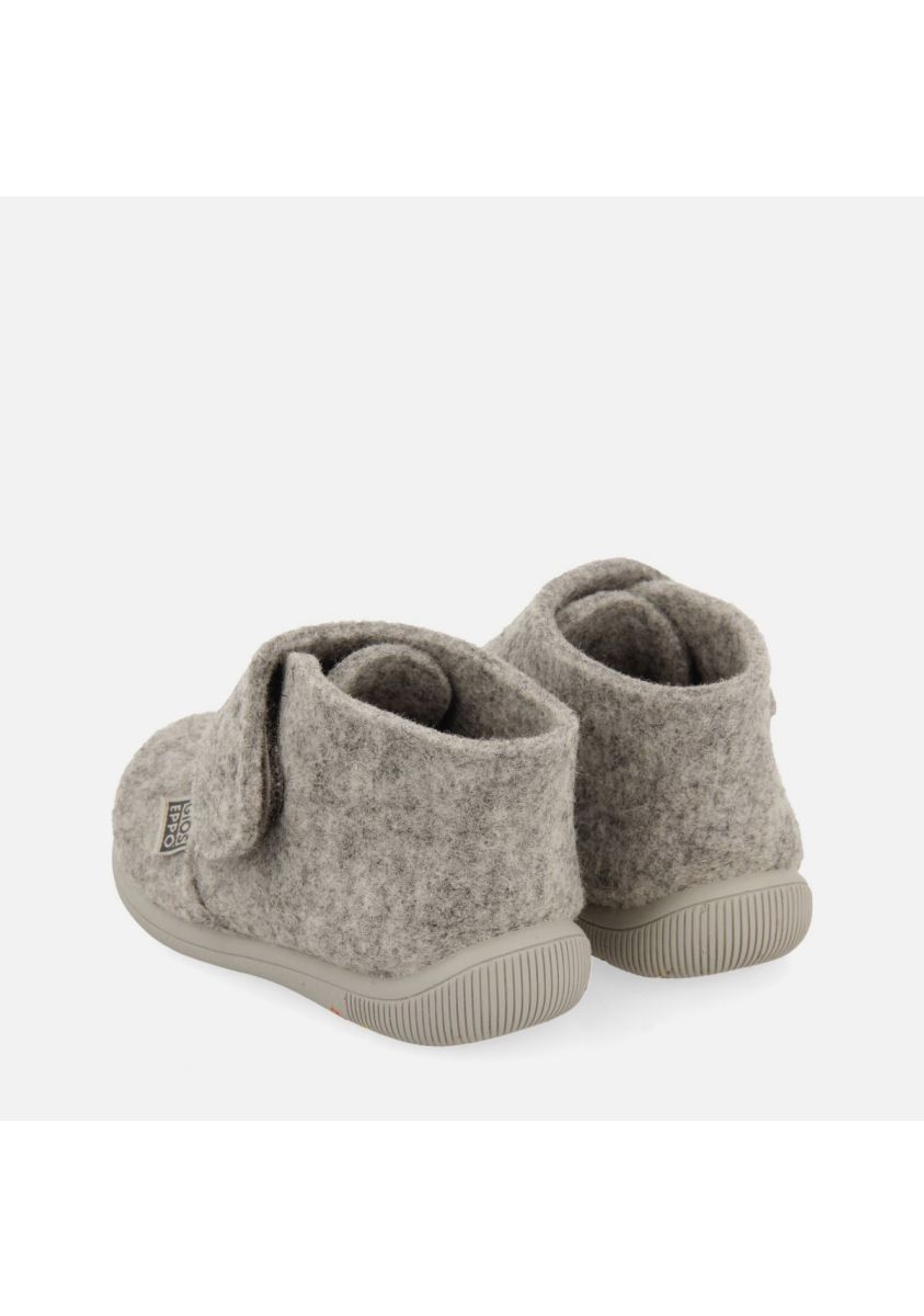 Warm and Cozy Gray High-Top House Slippers for Kids with Adjustable Closure