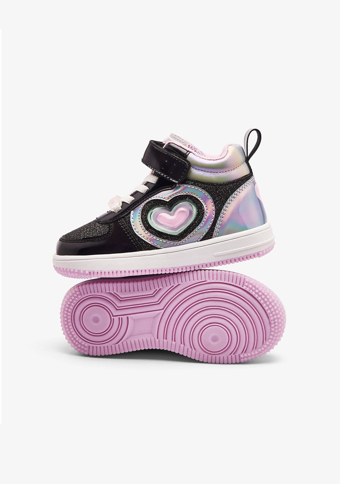 Black High Light Sneakers for Girls – Light-Up Fun, Comfortable Slip-On