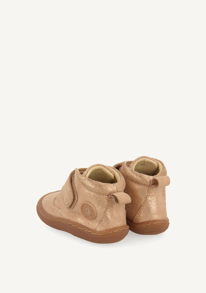 Gioseppo Barefoot Shiny Leather Boots Oure: Comfortable, Flexible, and Healthy Footwear