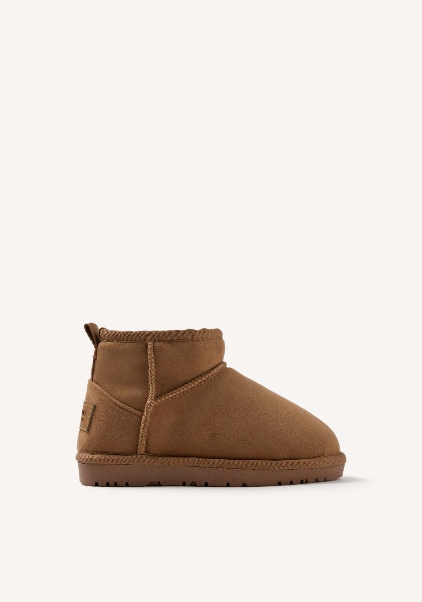 Gioseppo Esko Kids Water-Repellent Australian Boots with Faux Fur Lining