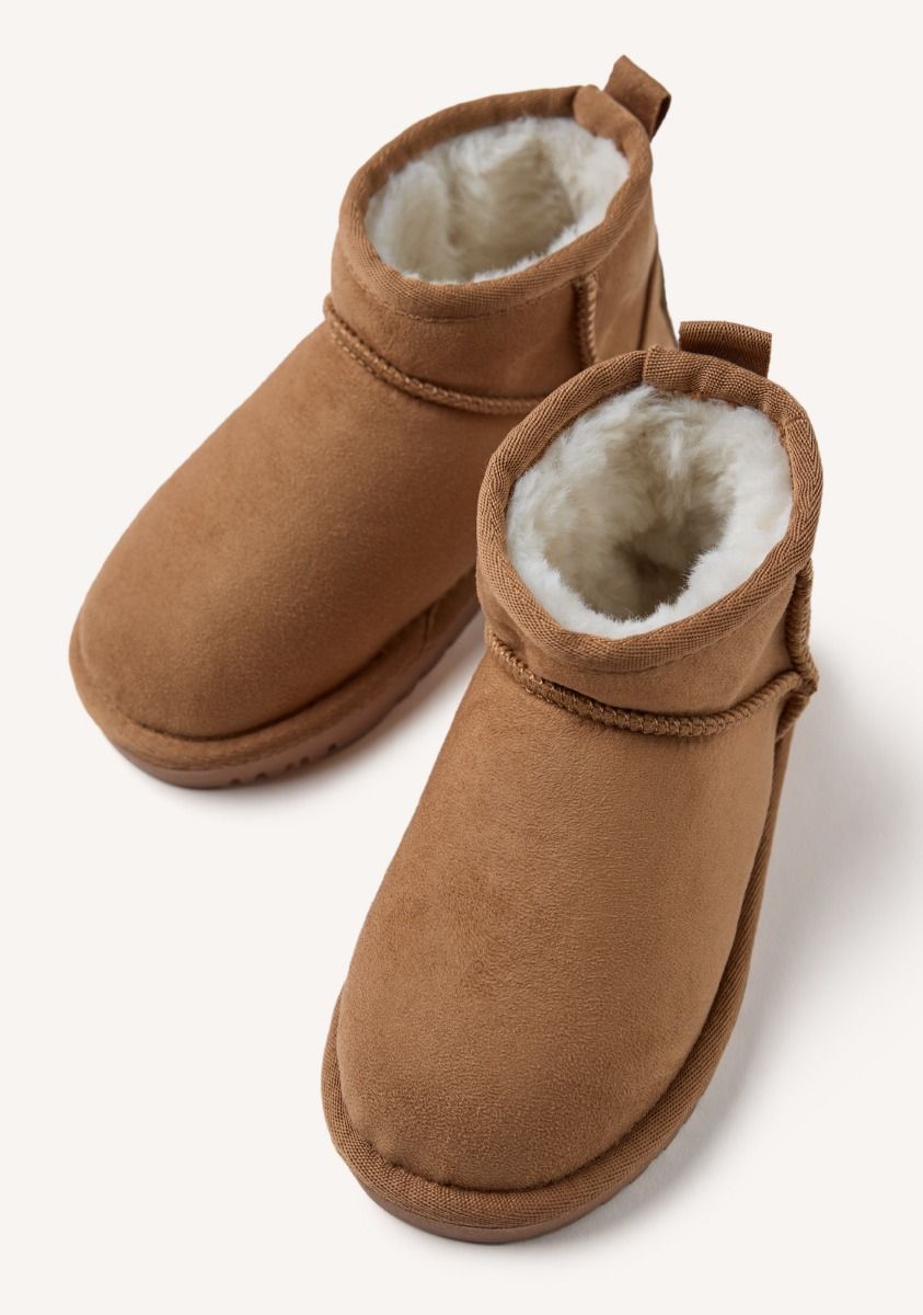 Gioseppo Esko Kids Water-Repellent Australian Boots with Faux Fur Lining