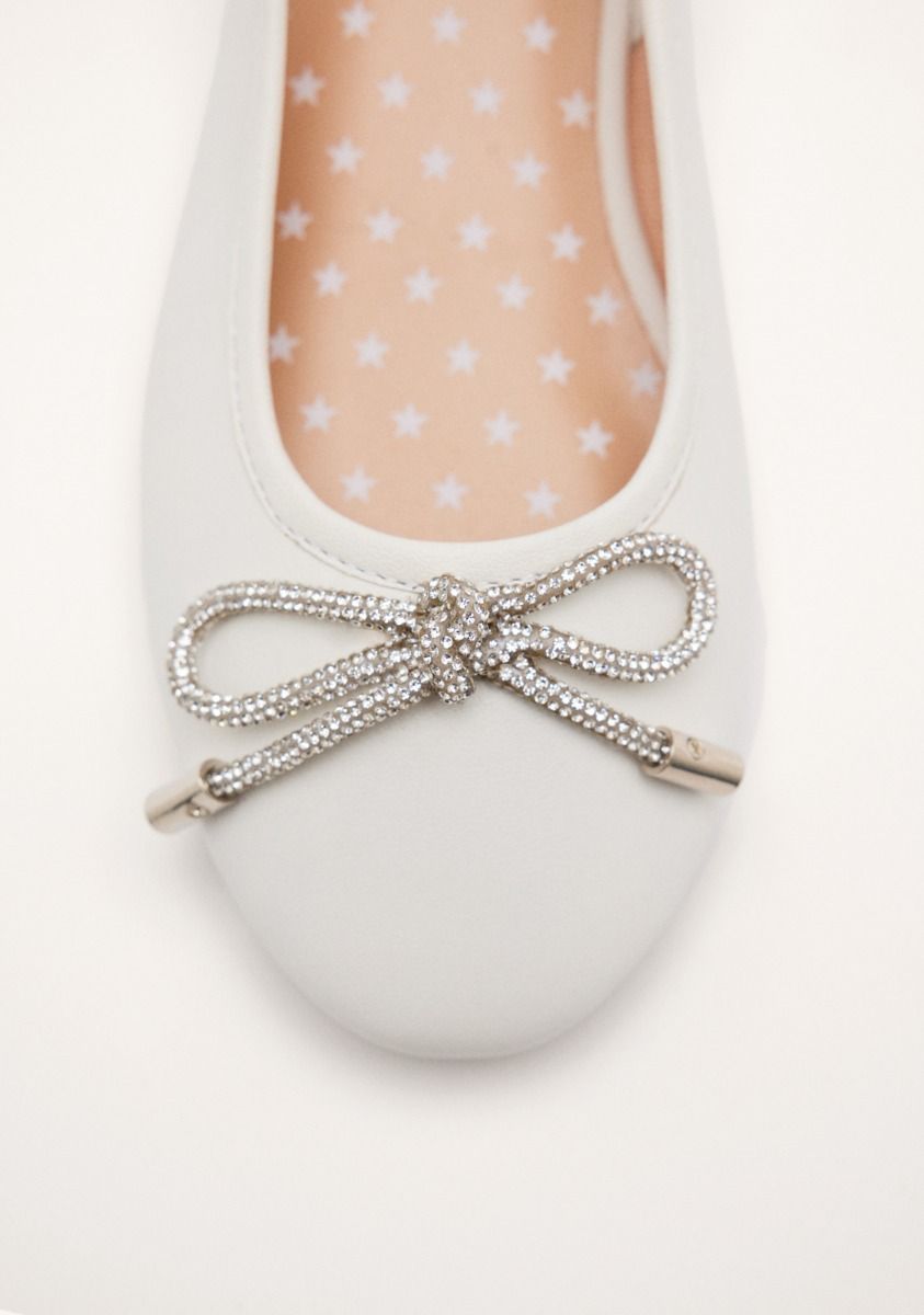 Elegant White Leather Ballet Flats with Bow, Adjustable Heel, and Padded Insole