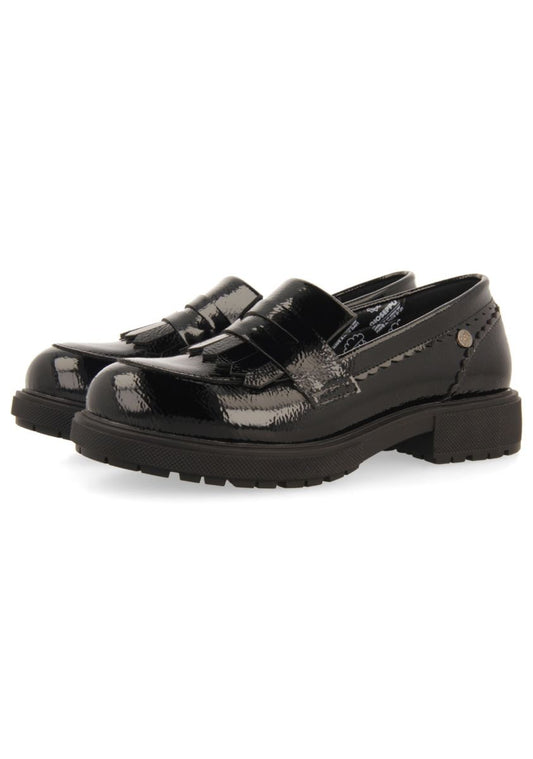 Elegant Black Patent Effect Loafers with Tassel Detail and Microfiber Insole
