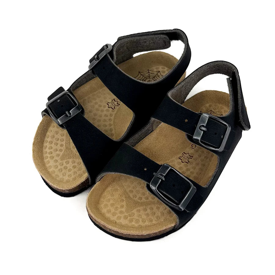 Anatomical Sandals for boys black with velcro. Primigi 1433744