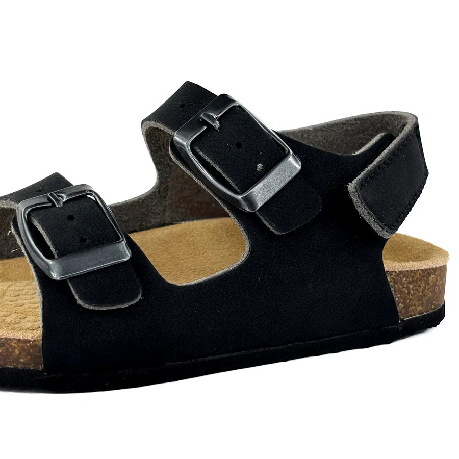 Anatomical Sandals for boys black with velcro. Primigi 1433744