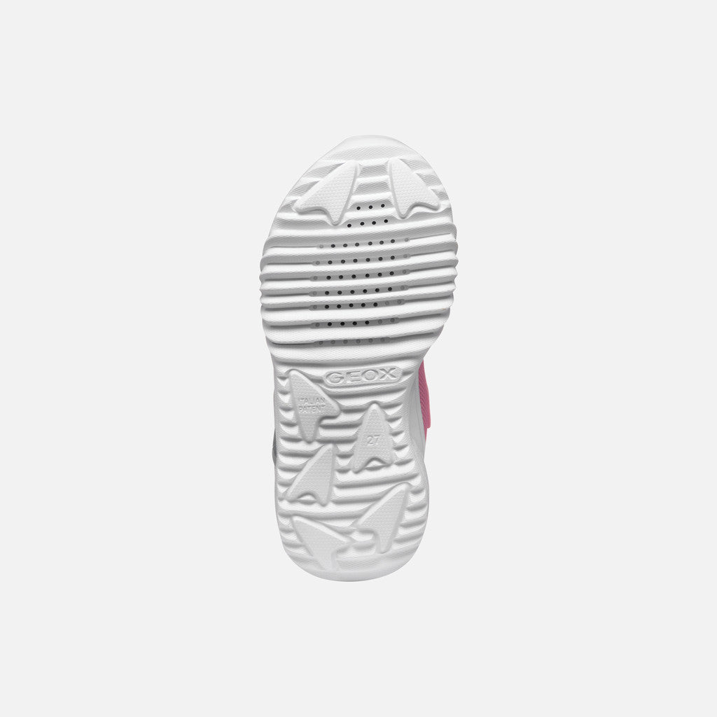 https://geox-cdn.thron.com/delivery/public/thumbnail/geox/EC_J55E9B0ASKNCE8E4_60/crzcqo/std/1024x1024/EC_Z30664_60.jpg