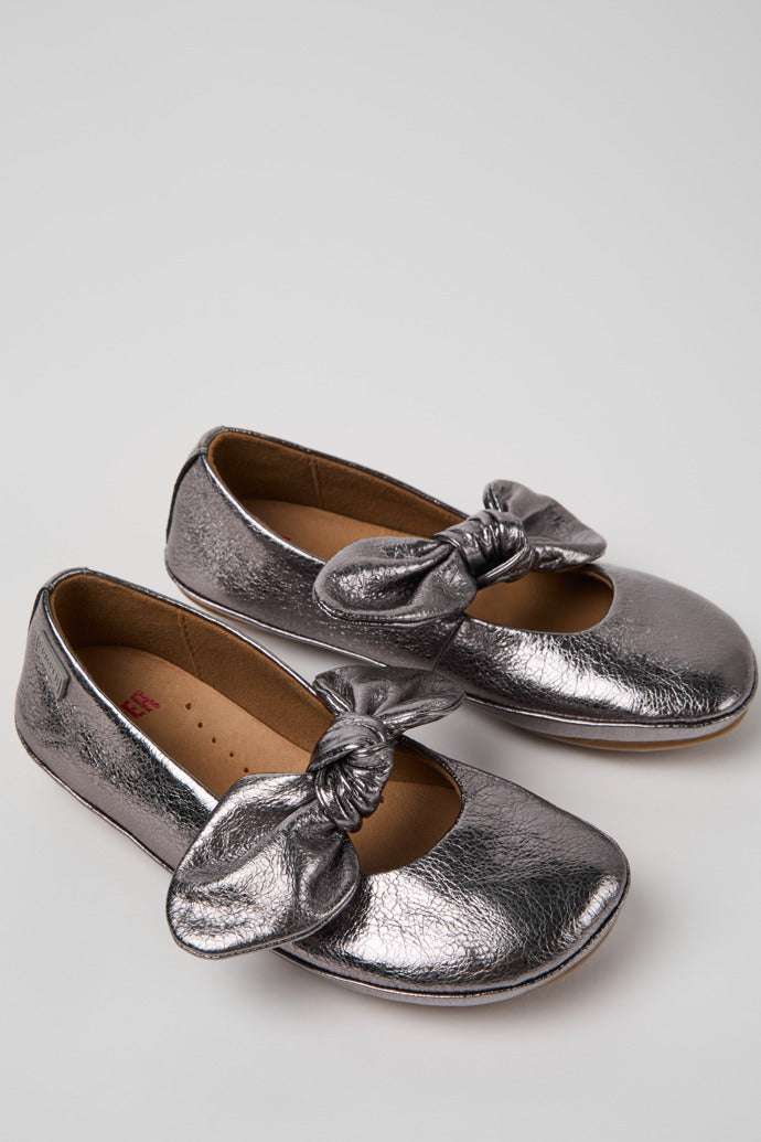 Camper Right Nina Kids' Silver Leather Ballet Flats with Flexible Strap