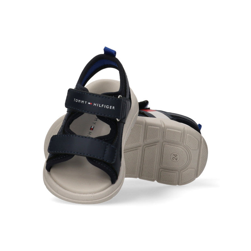 https://carouselshoes.gr/wp-content/uploads/2026/02/T1B2-34386-1591800-_3.jpg