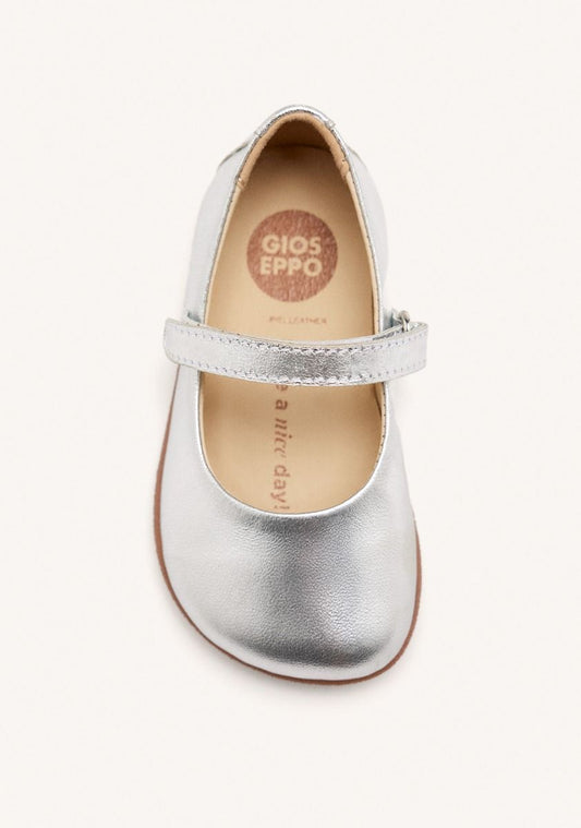 https://gioseppo.com/en-eu/media/catalog/product/cache/f4dd957c709b2d9c52151fabe7d0b512/b/7/b75353_plata_3.jpg
