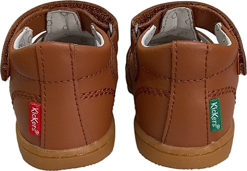 Kickers Boys' Anatomical Brown Sandals: Comfortable, Durable, Perfect for Active Kids